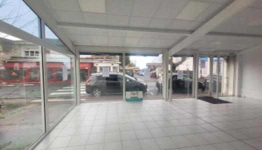 Local commercial 96 m²