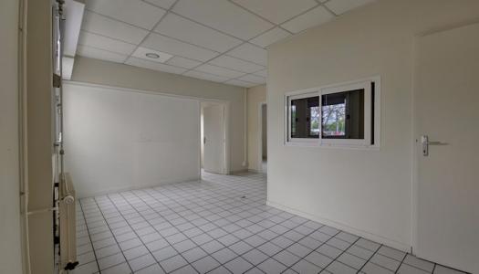 Bureau 65 m² 