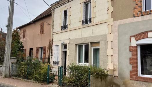 Vente Maison de village 191 m² à Monétay-sur-Loire 39 000 €